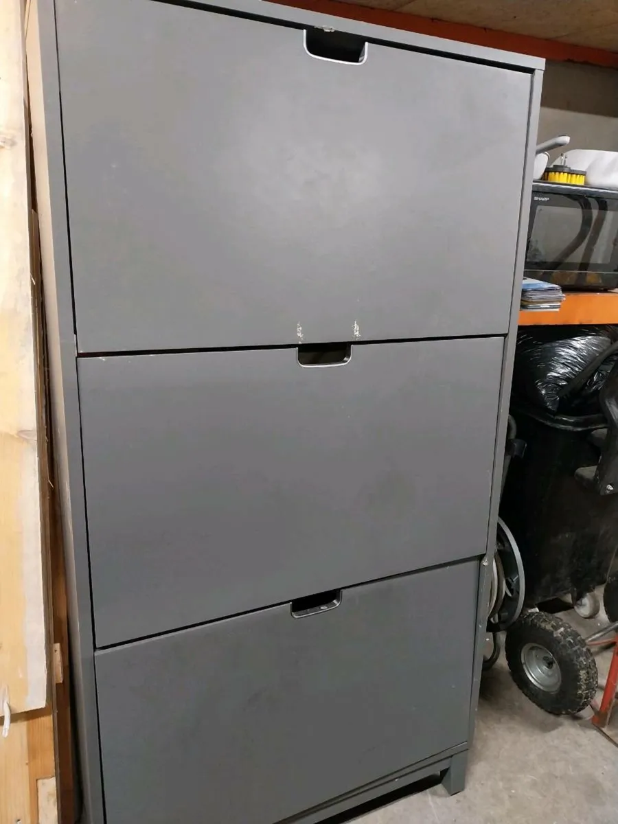 Large shoe storage - Image 3