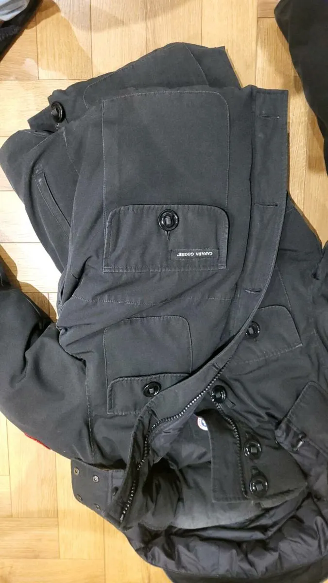 Canada Goose Selkirk Parka - Image 4