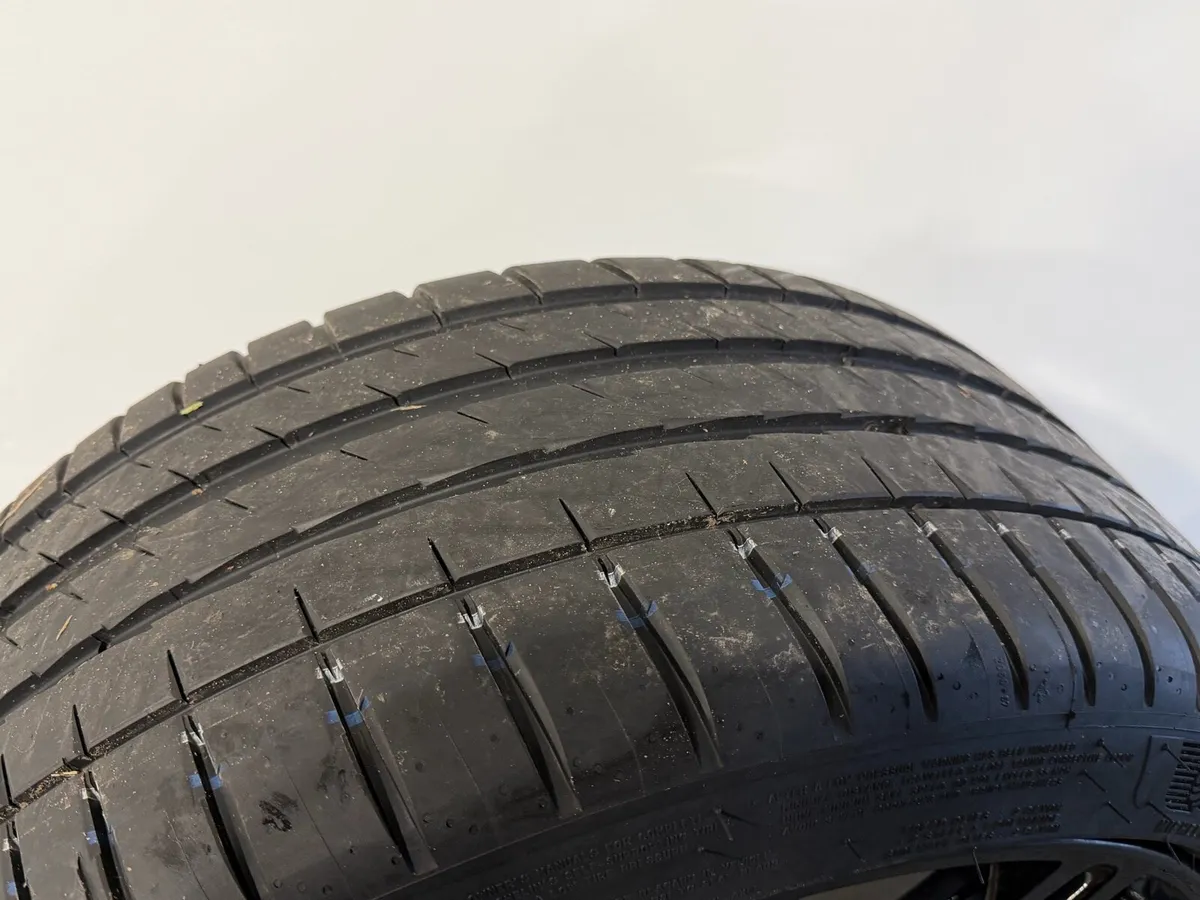 19” GENUINE BMW ALLOYS - Image 4