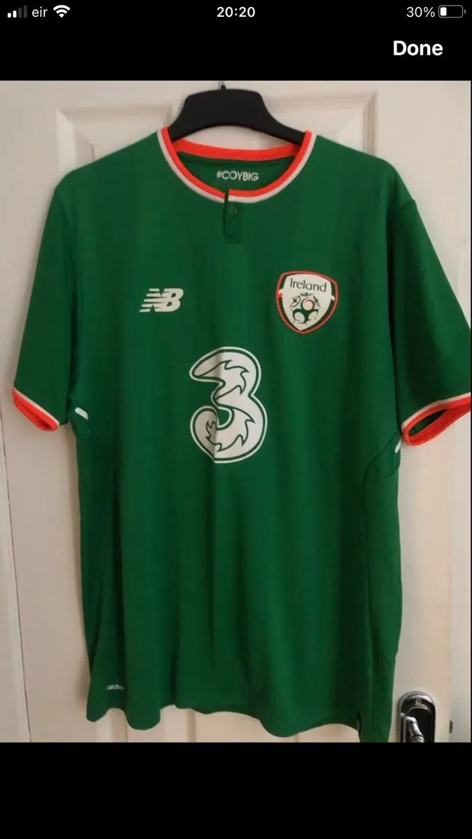 Mens Ireland jersey size XL €20 - Image 4