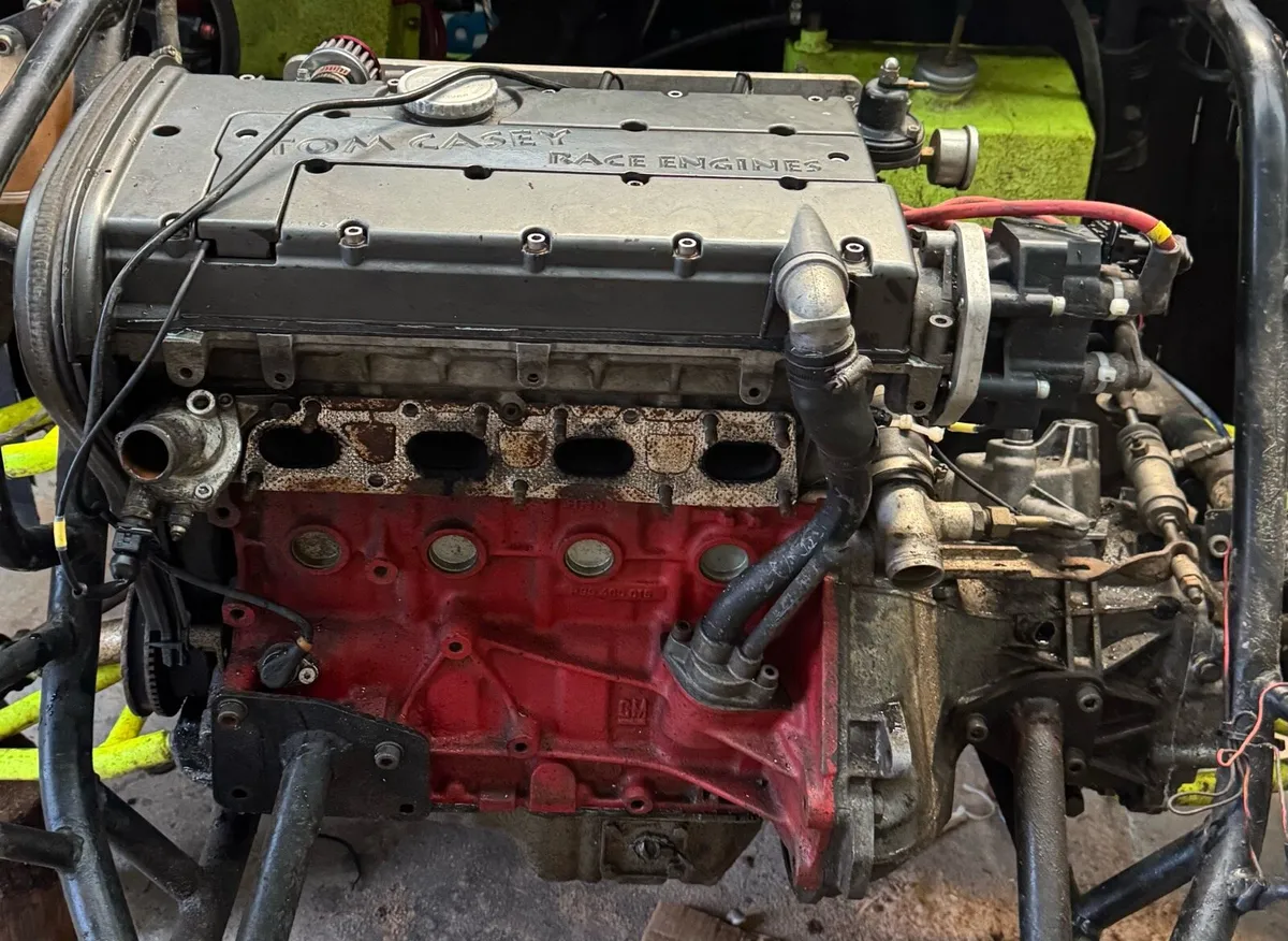 Red top engine - Image 1