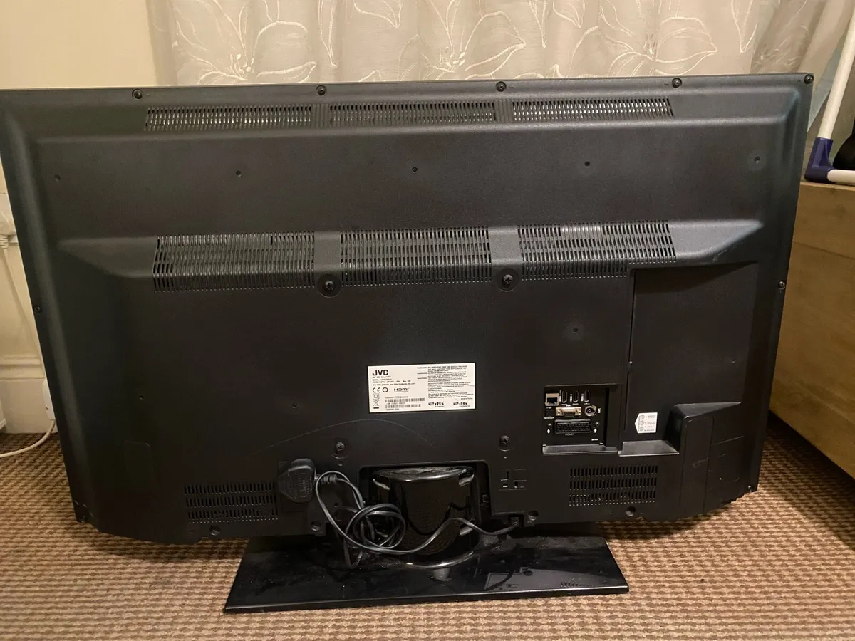JVC 40’ LED TV - Image 1