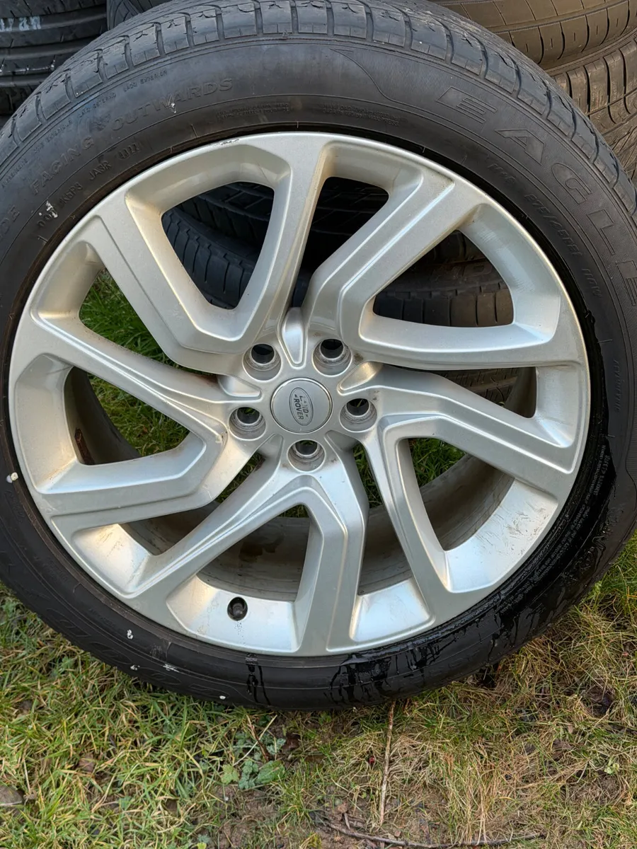 2022 Rangrover sport genuine alloy wheels - Image 1