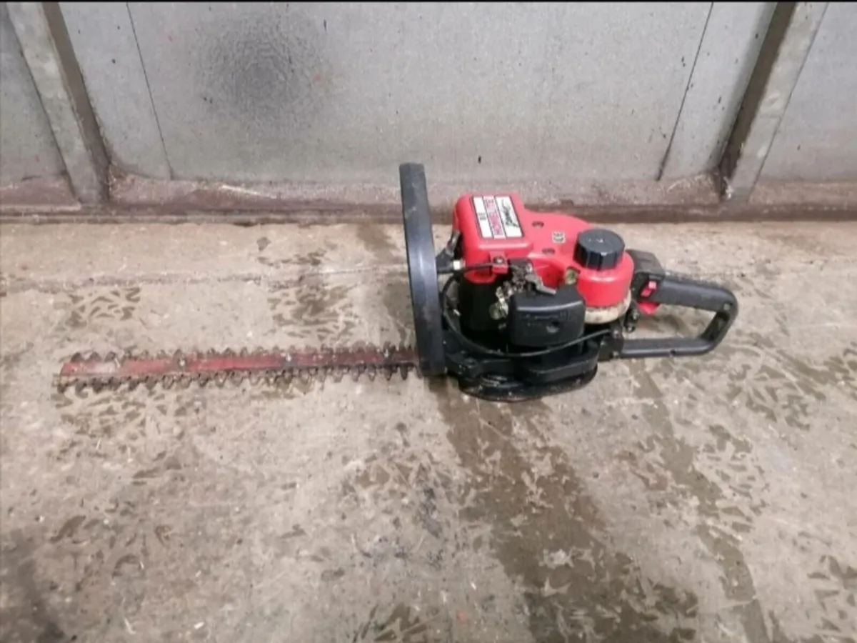 Homelite Hedge Trimmer - Image 2