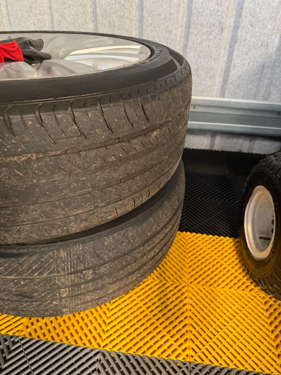 2014 Rangrover genuine alloy wheels - Image 3