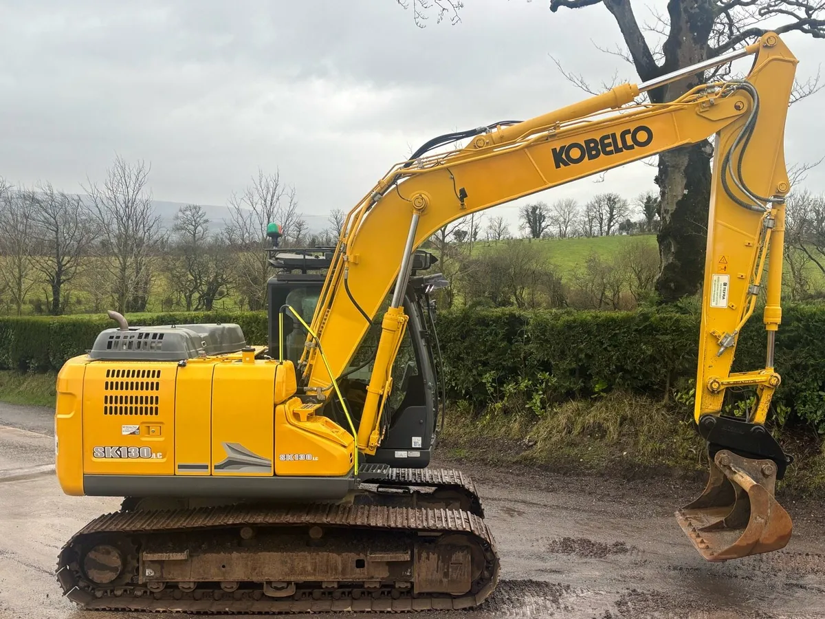Kobelco SK130LC  Excavator/Digger - Image 4