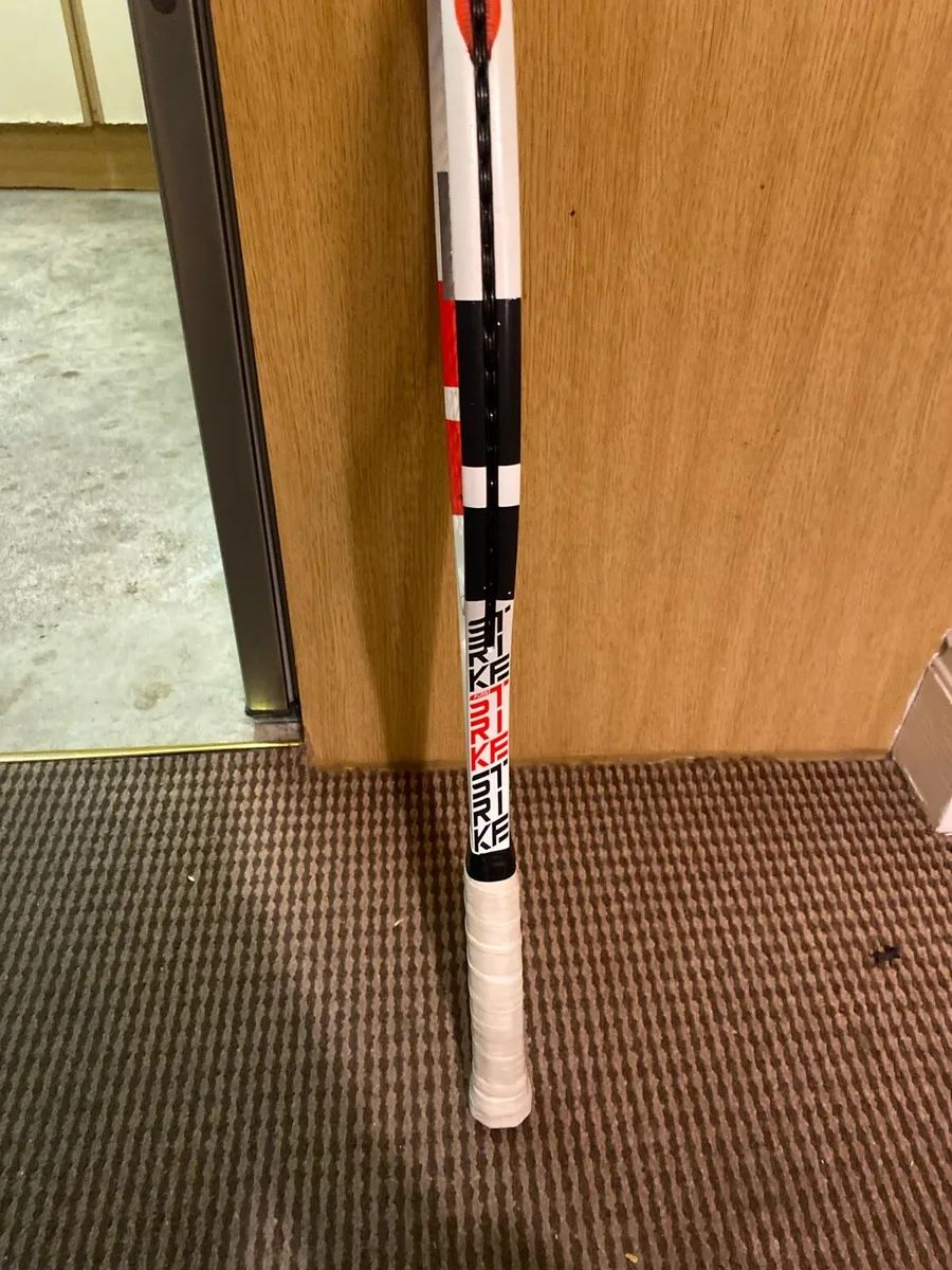 Babolat Pure Strike 16*19 tennis racket - Image 2