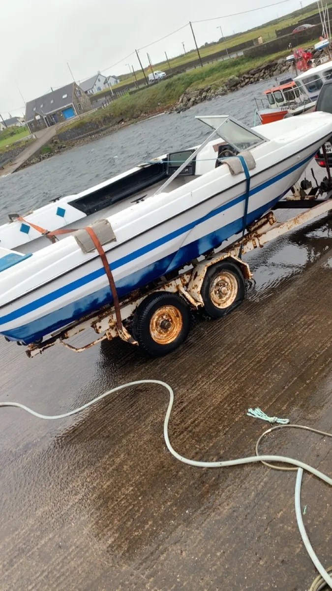 Galastron boat - Image 2