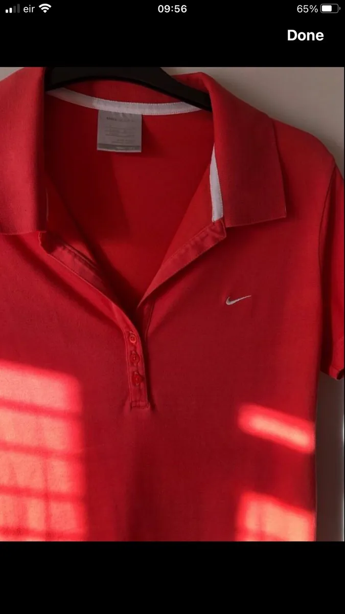 Ladies Nike top size 14/16 €5 - Image 2