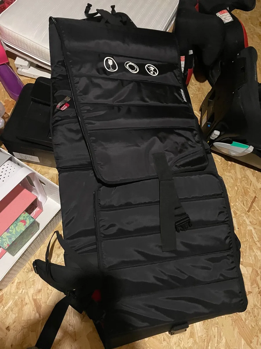 Bugaboo donkey travel bag - Image 1