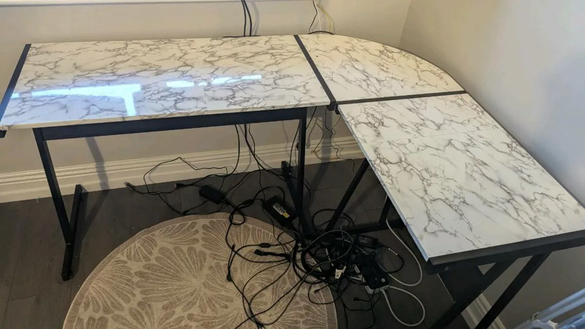 Office Table - Image 3