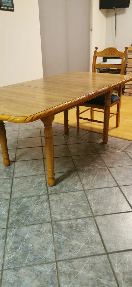 Kitchen table and six chairs - Image 1