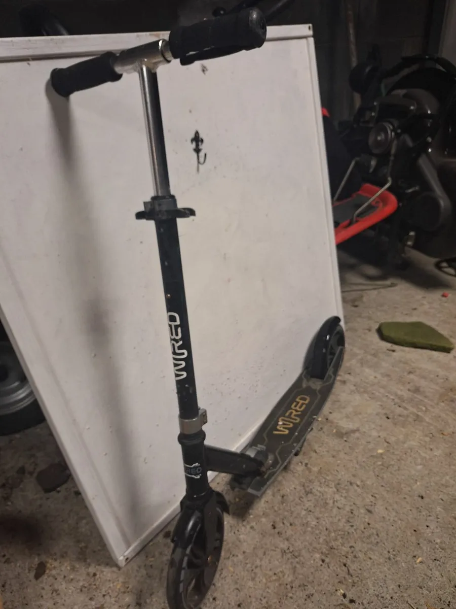 Wired Scooter - Image 1