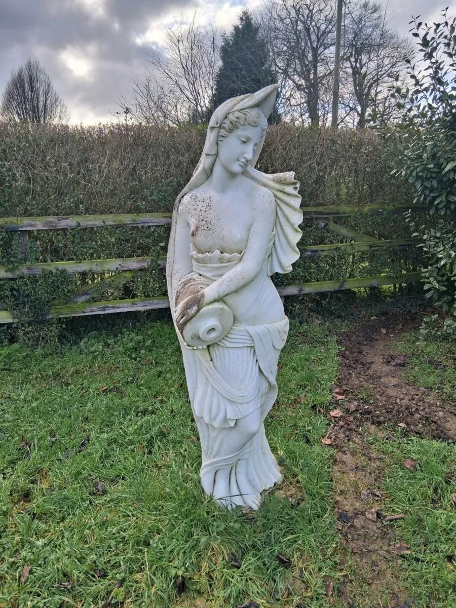 5ft statues - Image 1