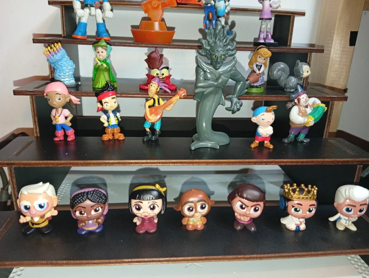 Collection Of Disney Figures Doorables, Jake etc - Image 3