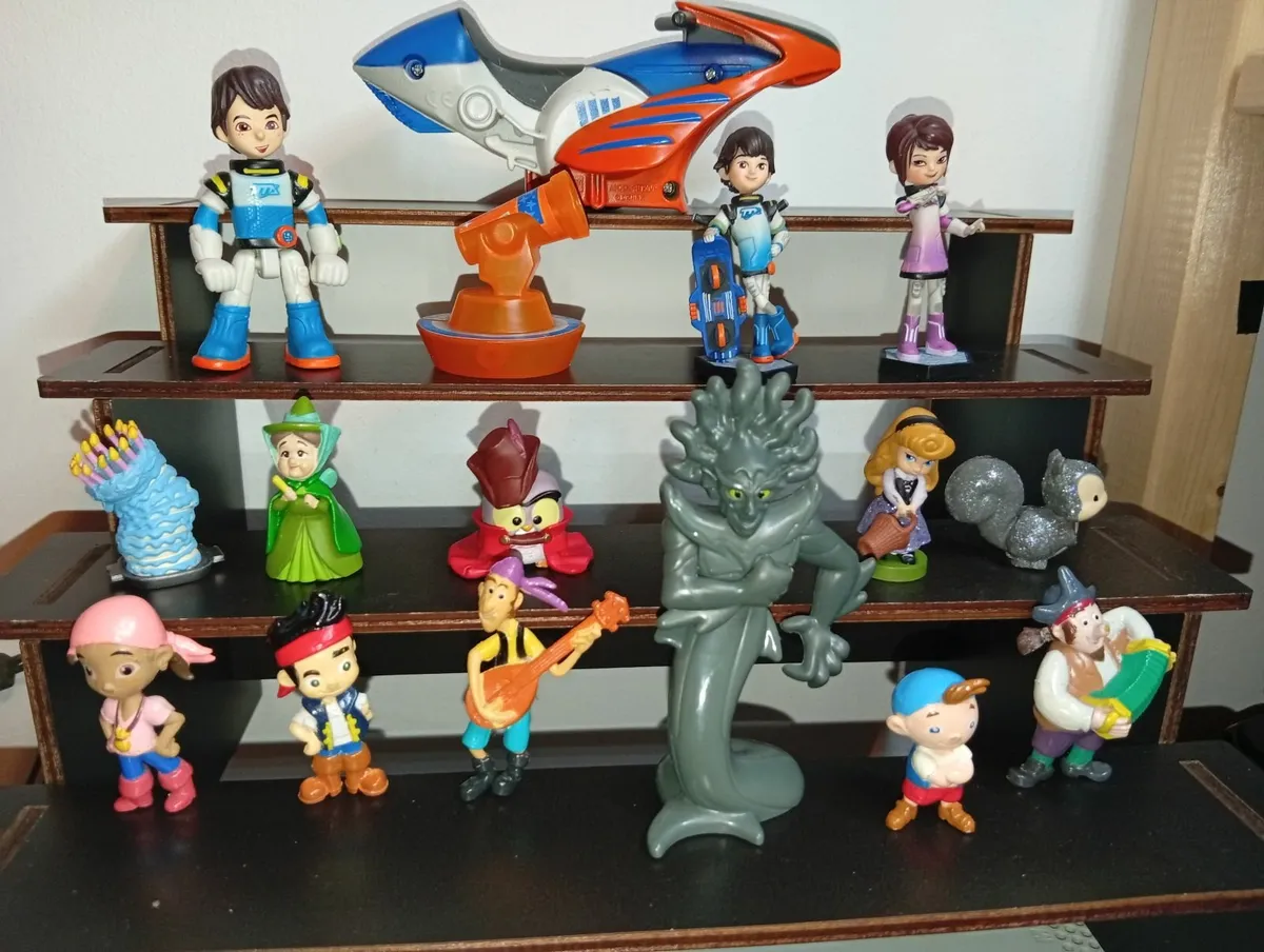 Collection Of Disney Figures Doorables, Jake etc - Image 2