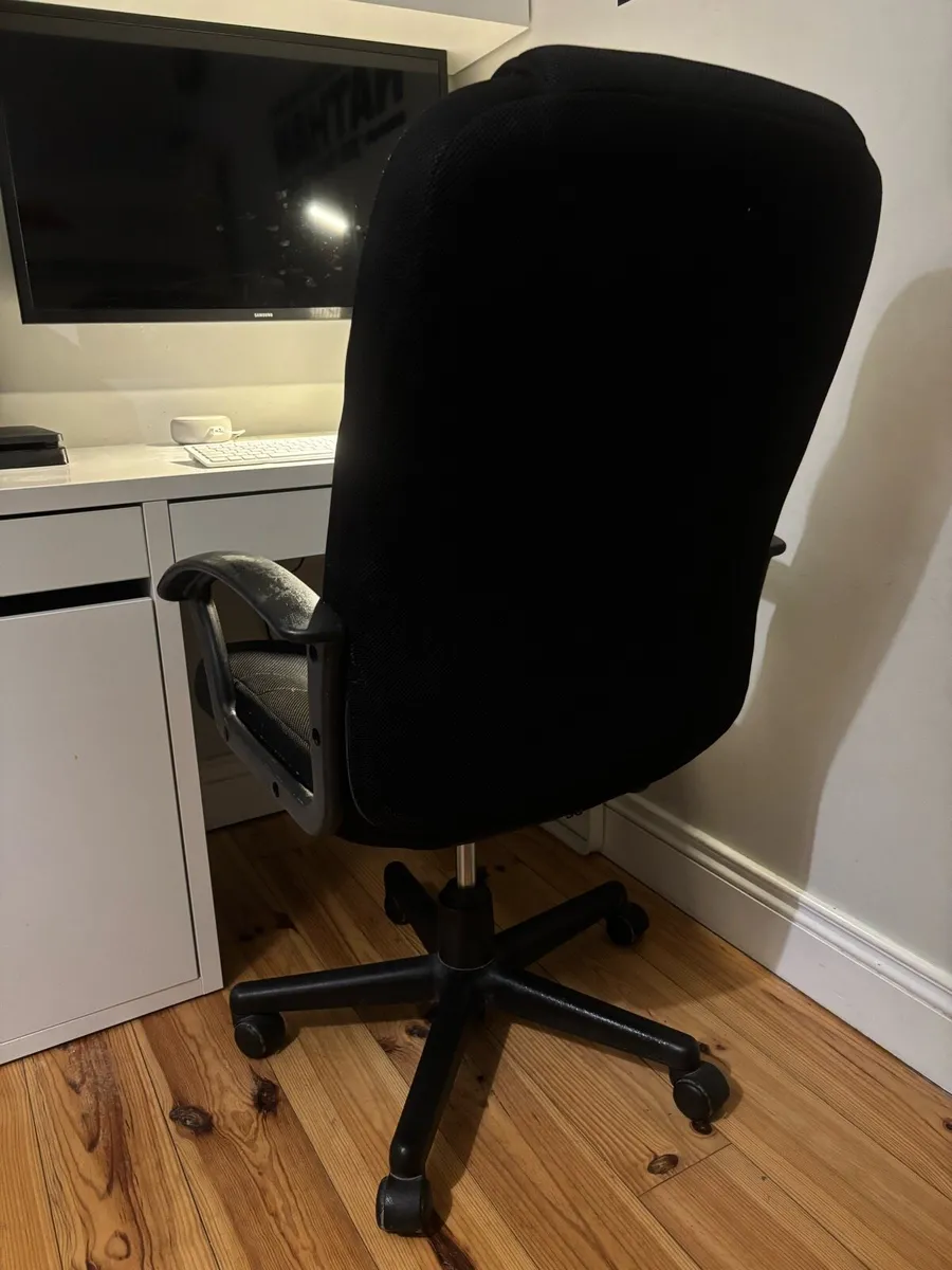 Office Chair - Image 4