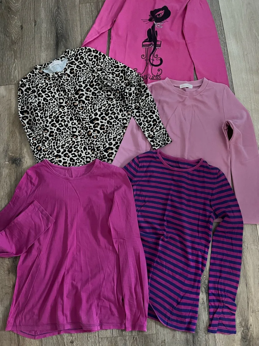 Bundle of clothes - Image 1