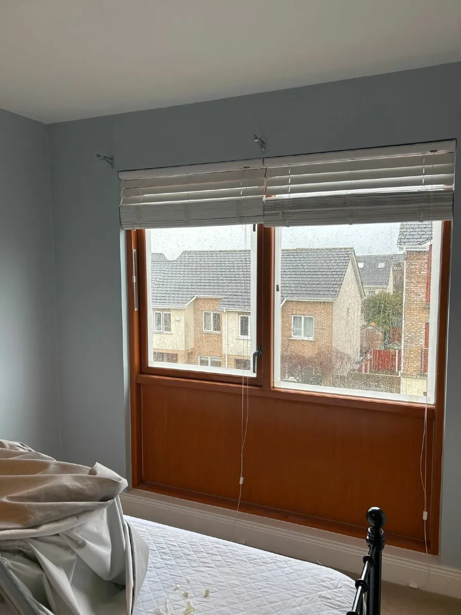 Venetian blinds - Image 1