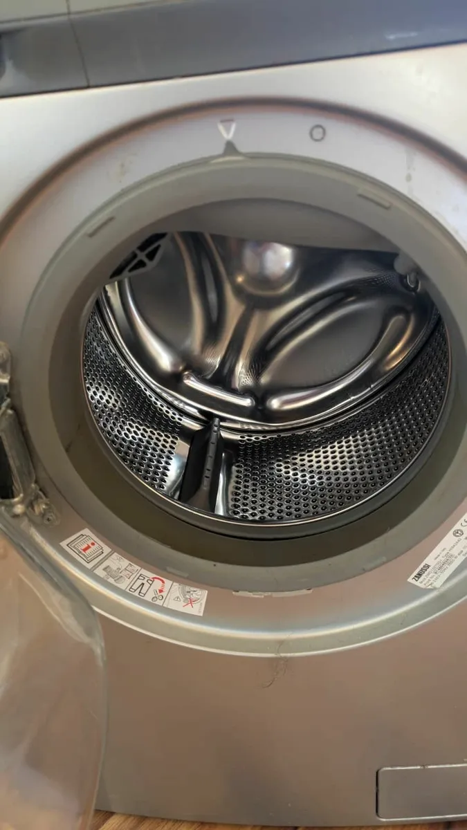 Zanussi  Washing Machine - Image 2