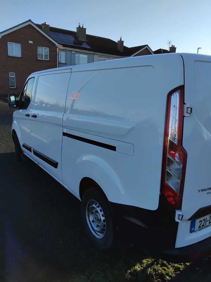 Ford Transit custom - Image 2