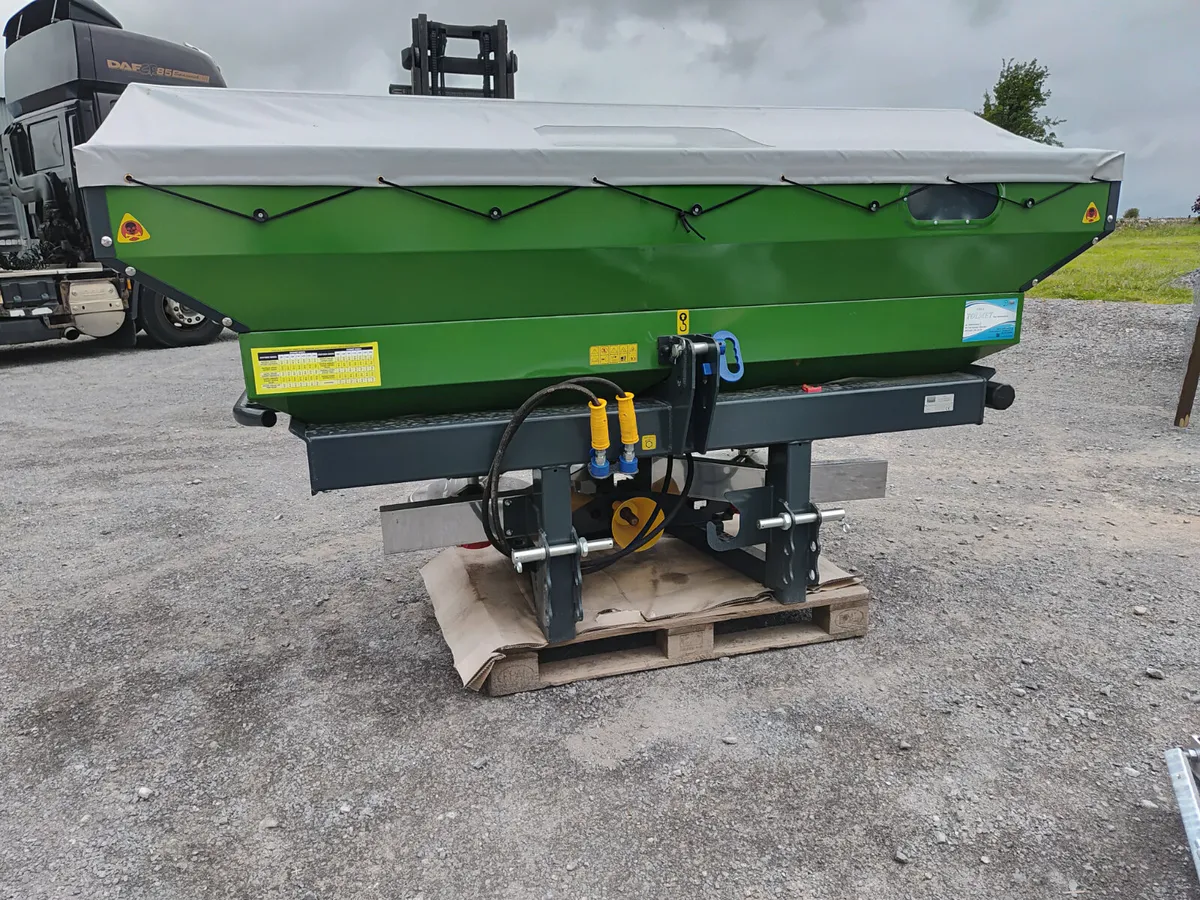 Fertiliser spreader Tolmet  DEALERS WANTED - Image 1