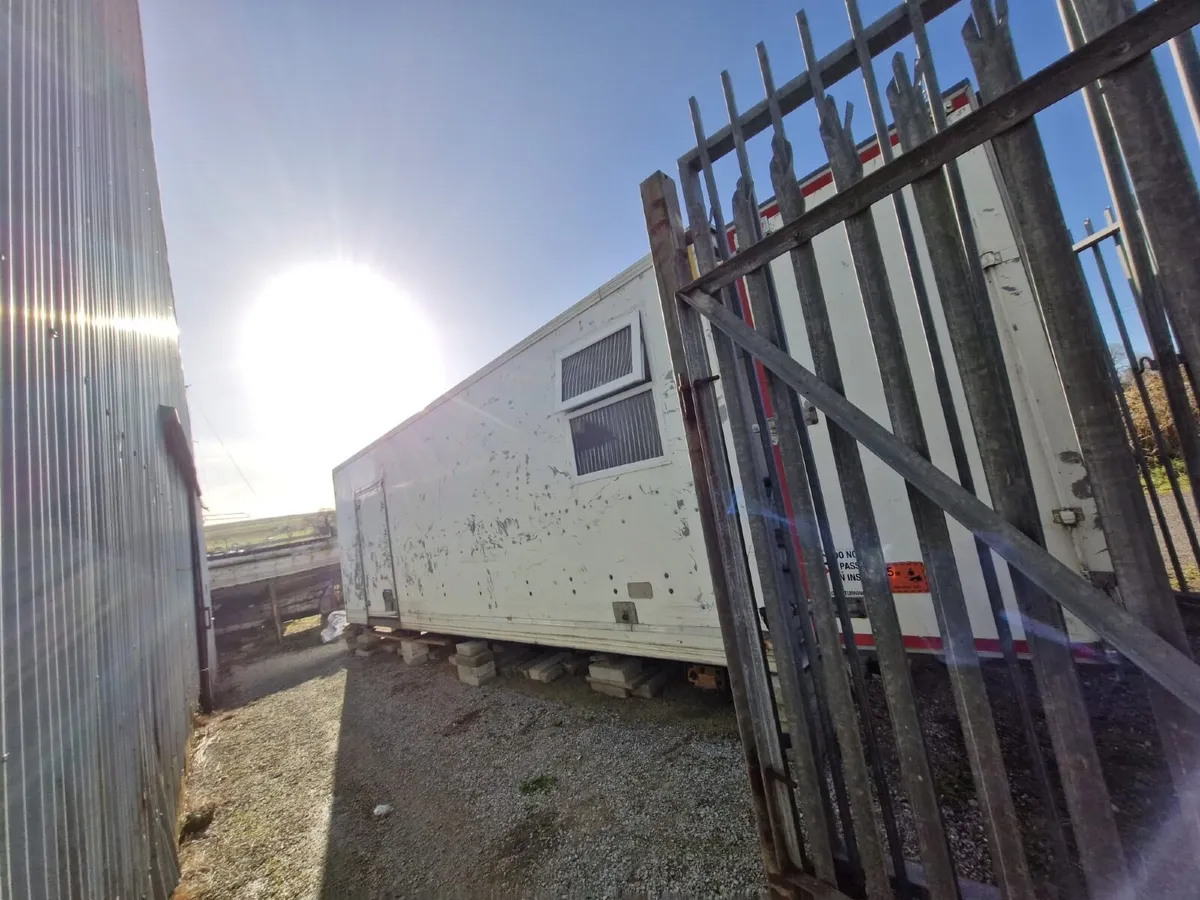 26ft container - Image 1