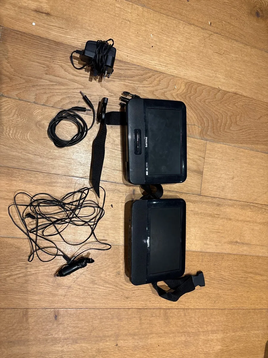 Philips Twin Screens In Car Portable DVD Players