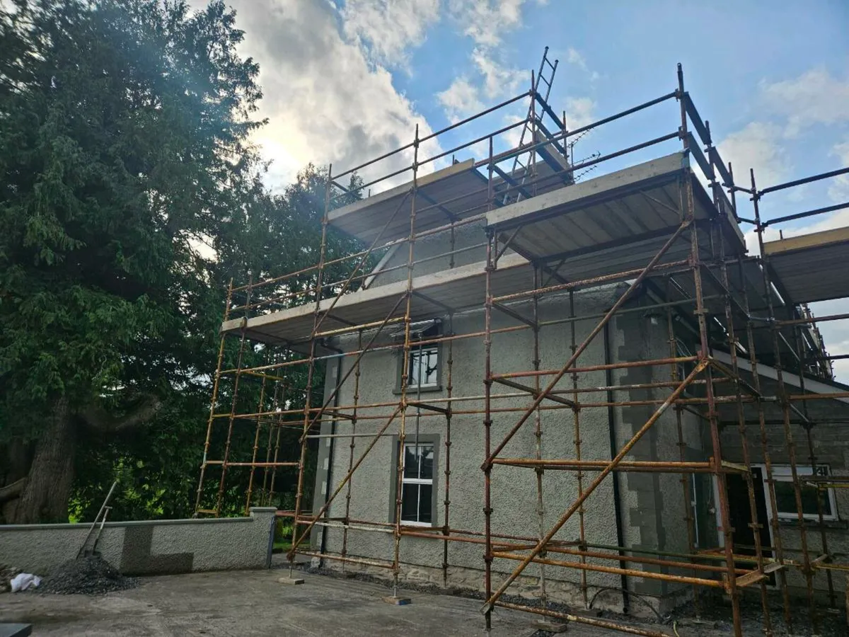 Scaffolders avaialble - Image 1