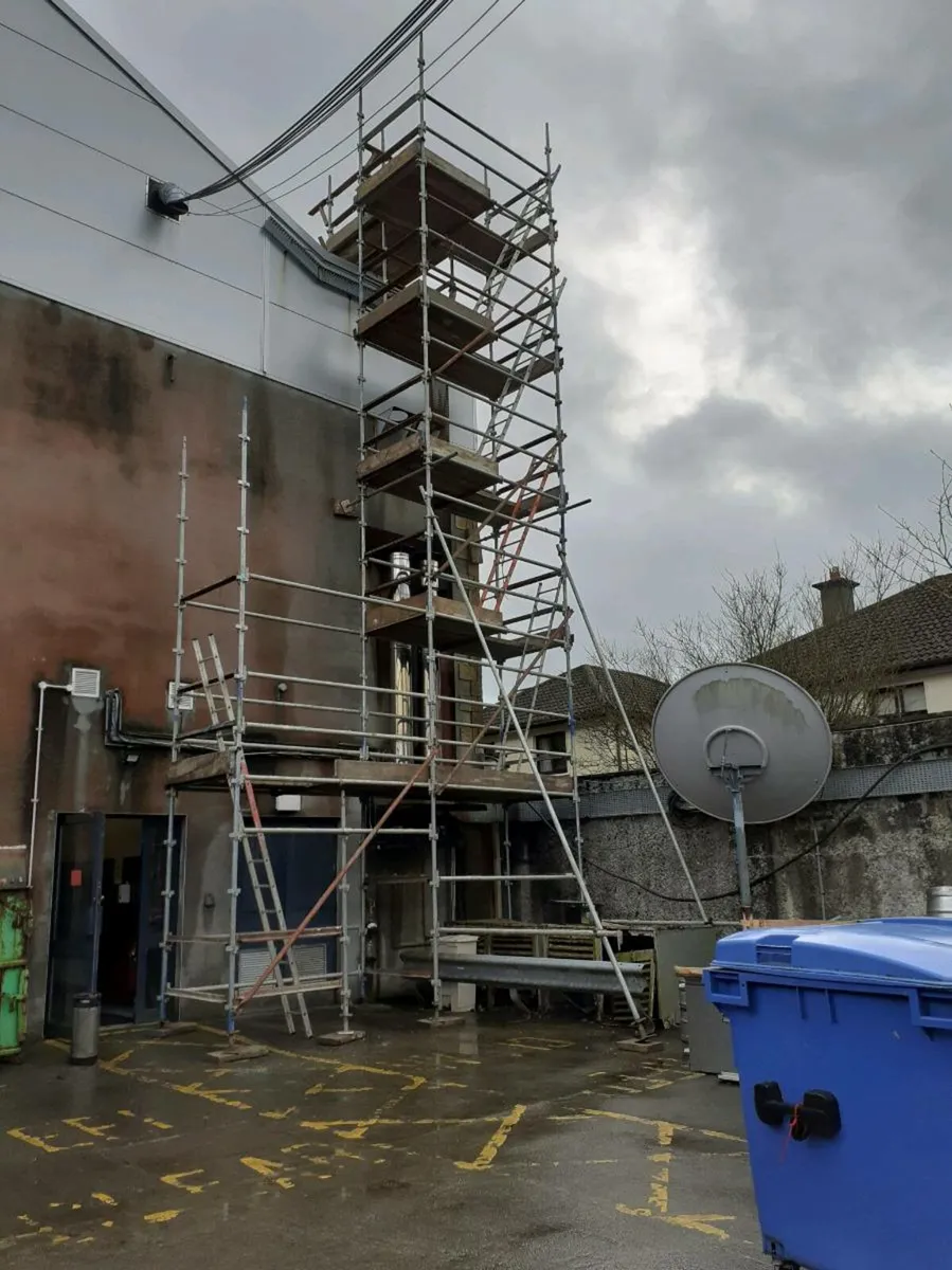 Scaffolders avaialble - Image 3