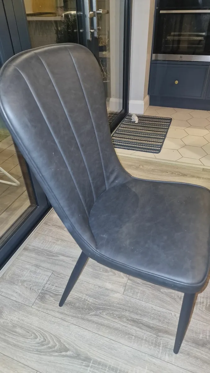 Dining chairs - Image 3