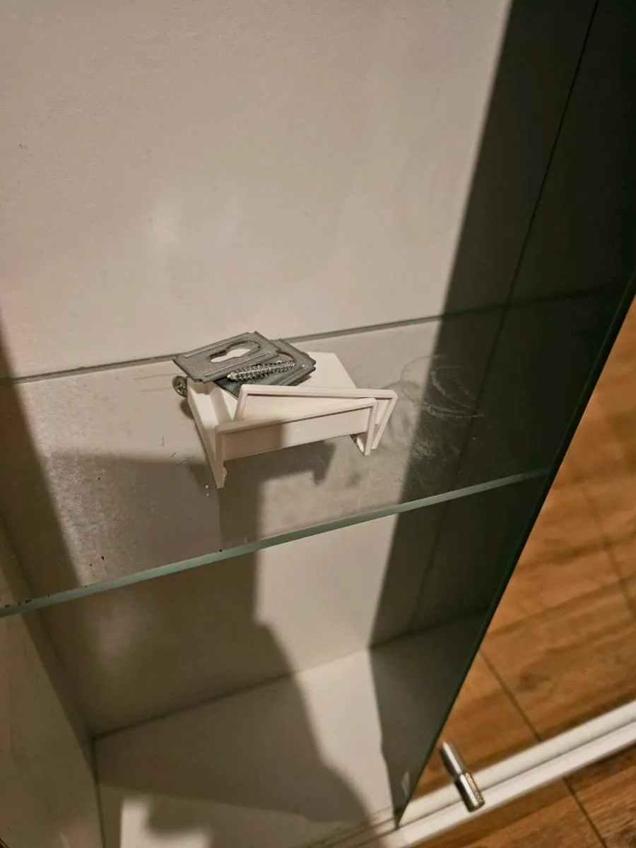 Mirror Cabinet NYSJON IKEA -  Pristine conditions - Image 2