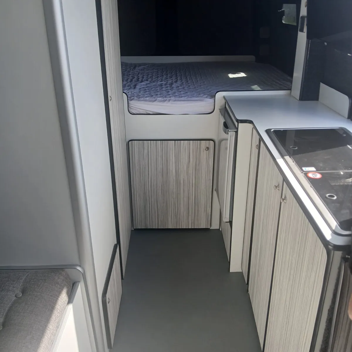 MERCEDES SPRINTER  2 BERTH CVRT MAY26 SPOTLESS - Image 3