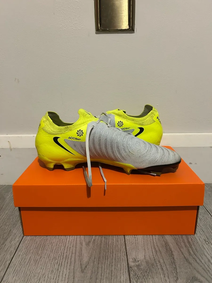 Nike phantom gx football boots - Image 2