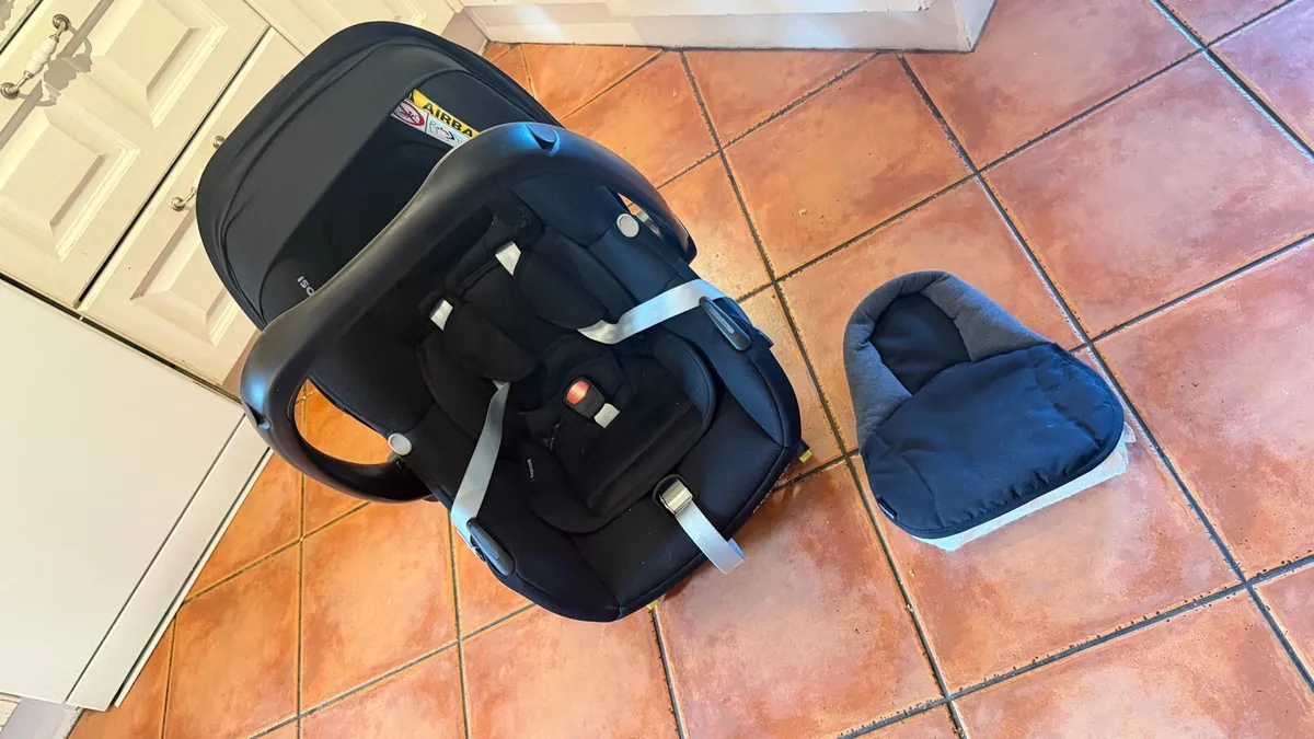 Maxi Cosi Cabriofix - Image 3