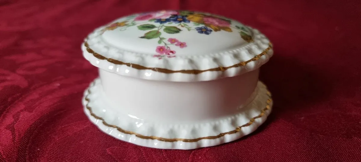 Crown England BoneChina Floral Jewelry Trinket Box - Image 4