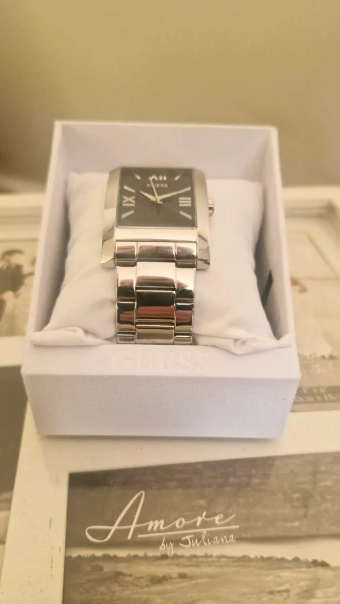 Guess Stainless Steel analogue watch 34 mm - Image 2