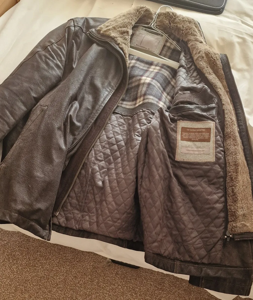 Man's leather jacket - Image 3