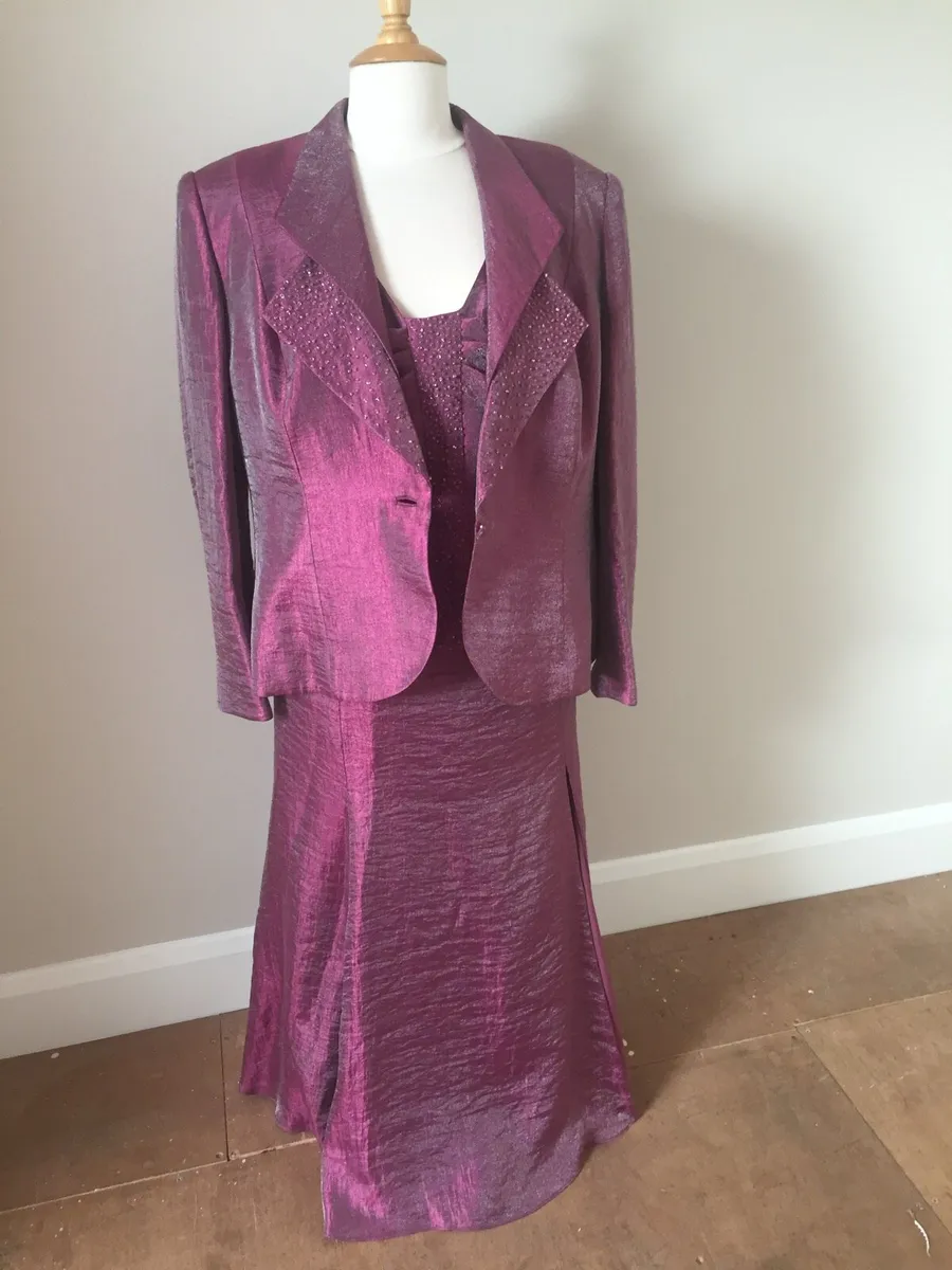 Frank Usher Outfit - Image 2