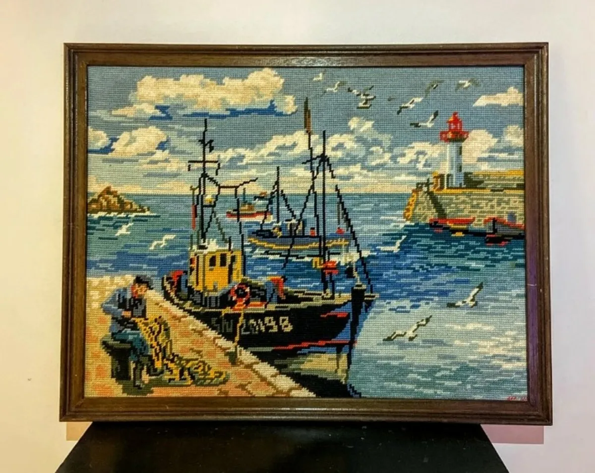 Stunning handmade framed tapestry - Image 1