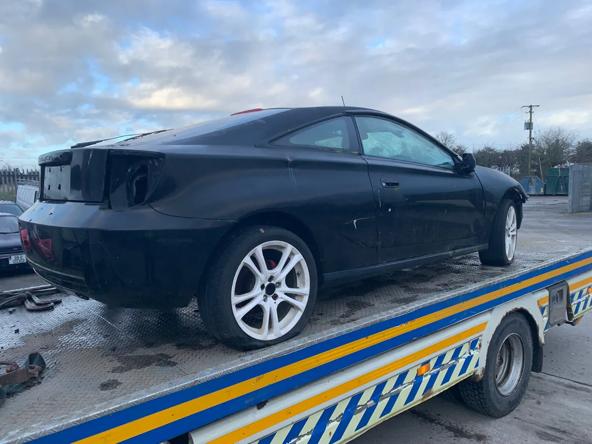 TOYOTA CELICA  BMW 318 PARTS - Image 1