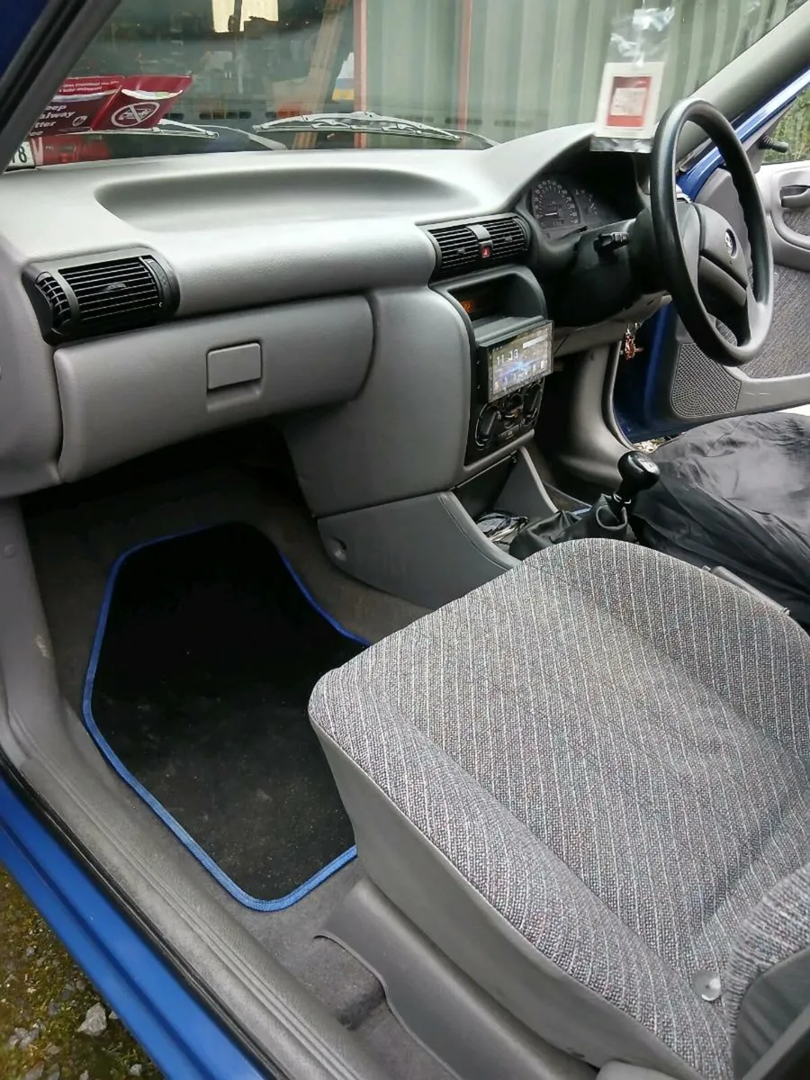 Opel Astra Estate - Image 4