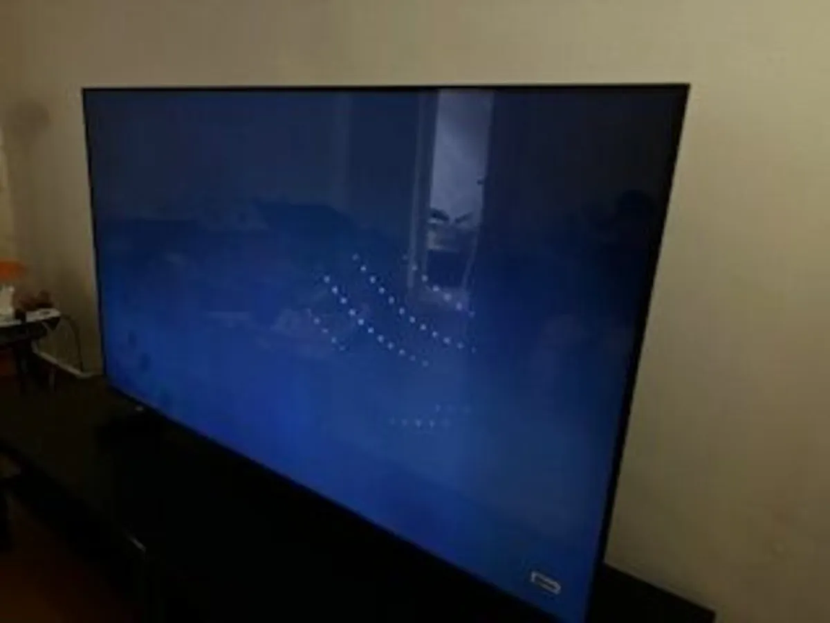 Samsung crystal UHD CU8000 65 inch - Image 2