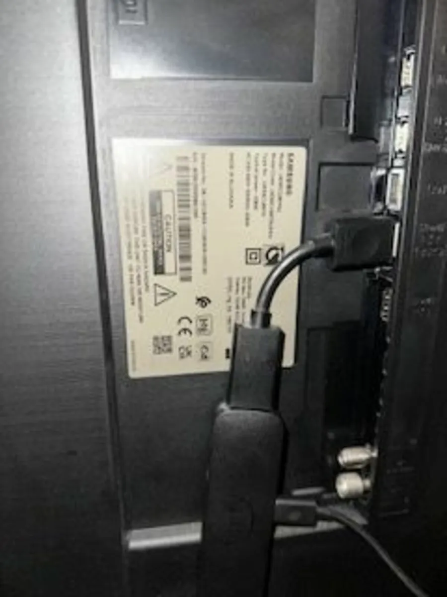 Samsung crystal UHD CU8000 65 inch - Image 1