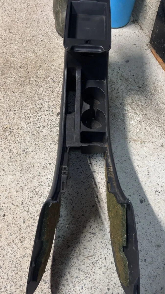 Center console for e12 Toyota - Image 3