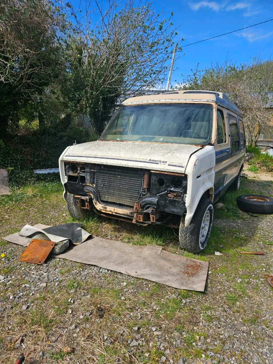 Ford e150 1986 Camper - Image 1