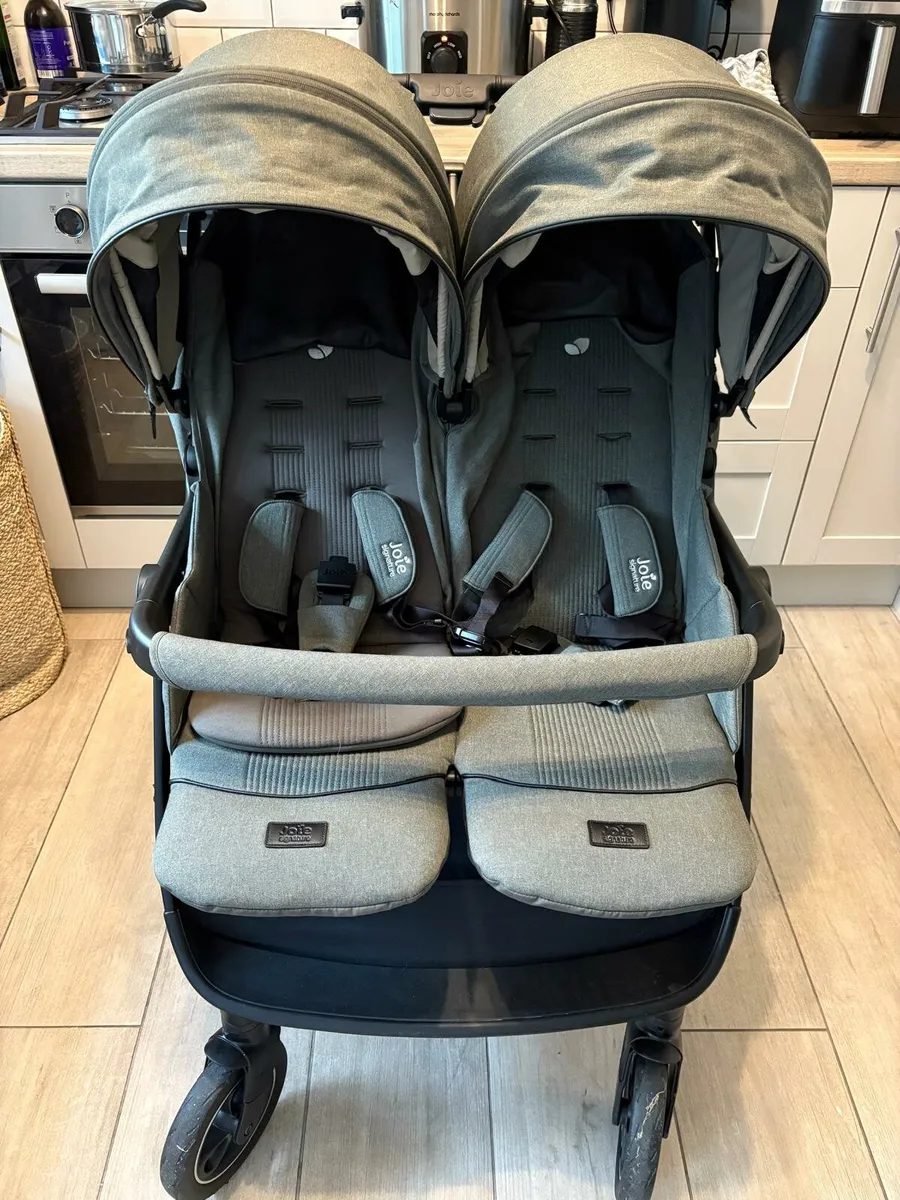 Joie Estrella Double Stroller/ Buggy - Image 1