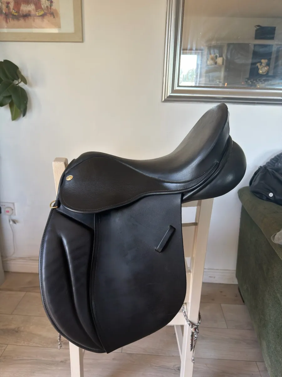 17.5” Kensington Working Hunter / GP Saddle - Image 3