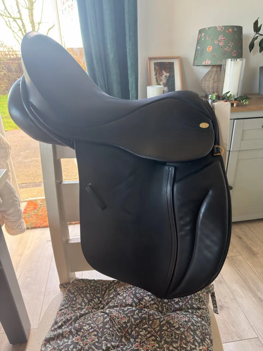 17.5” Kensington Working Hunter / GP Saddle - Image 4