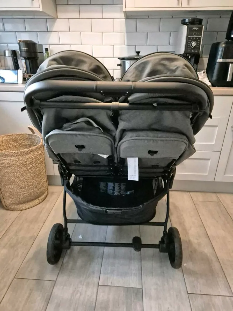 Joie Estrella Double Stroller/ Buggy - Image 4